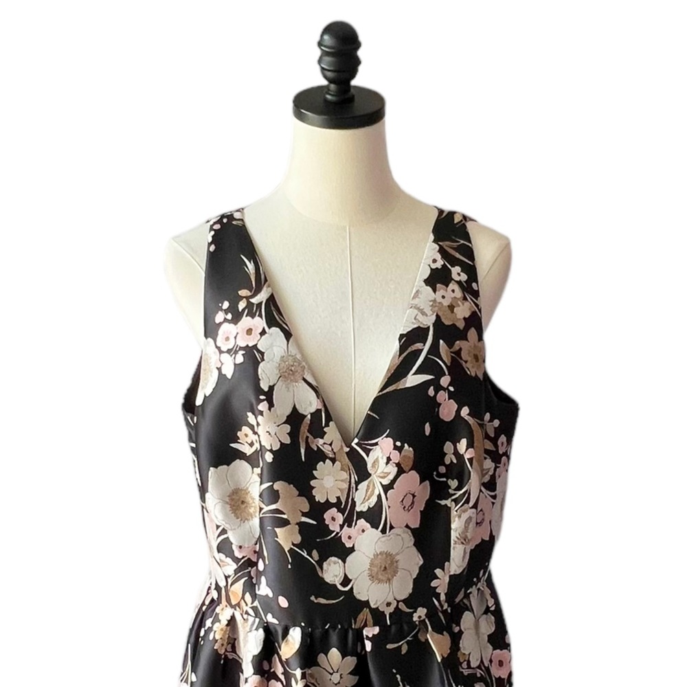 Eliza J Black Floral Dress - Picture 5 of 13